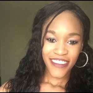 Meet your Posher, Nakia